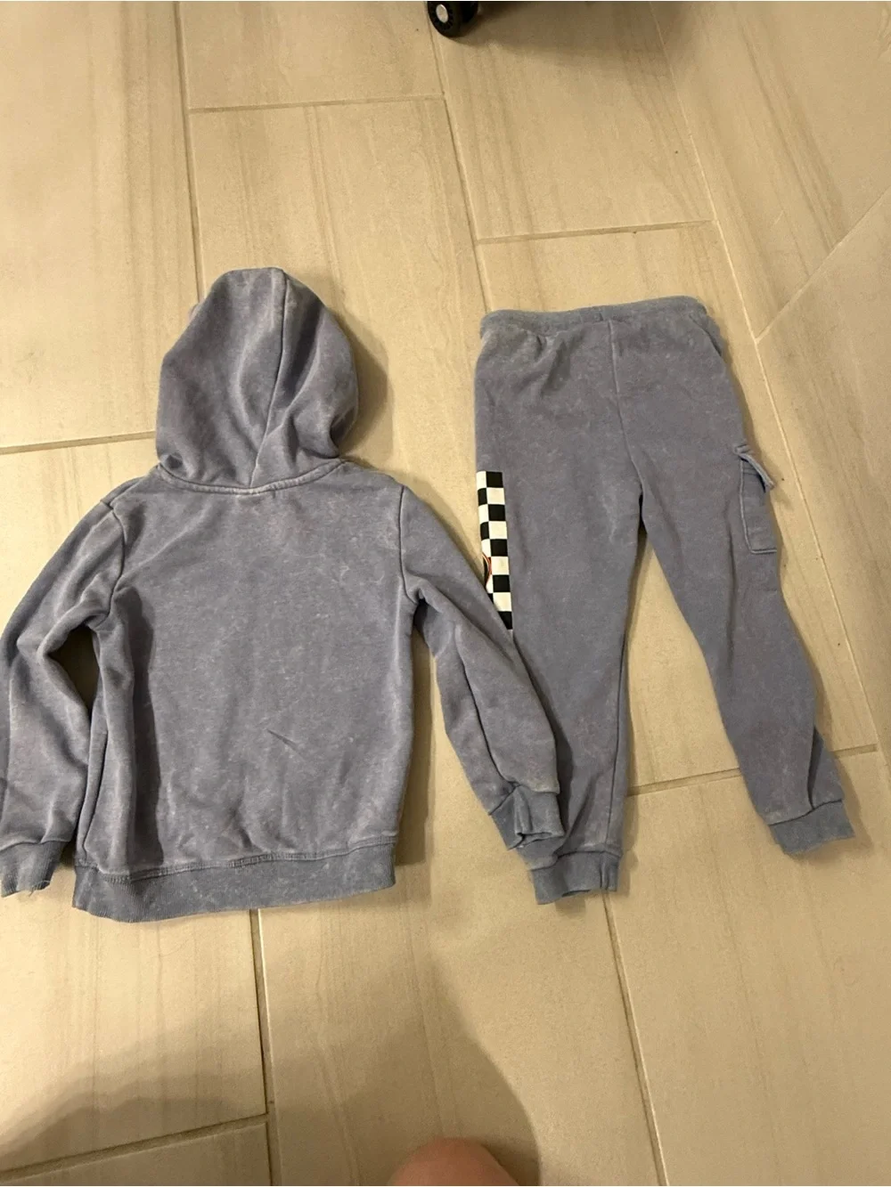 Hot Wheels 2 Piece Hoodie & Jogger Set Size 4T Blue Matching Outfit - Picture 4 of 6